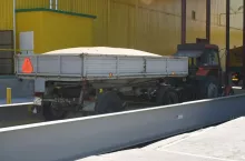 471906