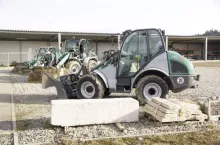 471738