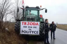 471181