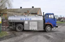 470282