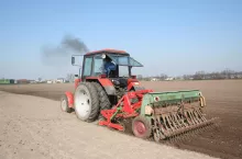 470079