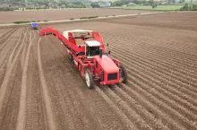470056