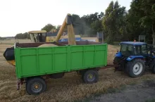 469975