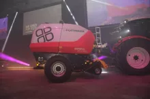 469812