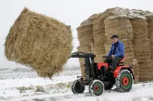247940