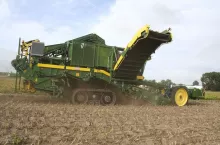 469079