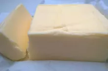 468927