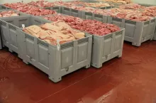 468937