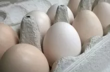 468586
