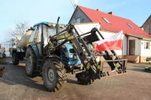 468470