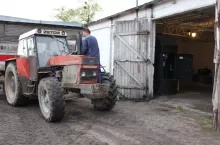468453