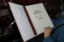 459448