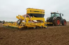 468126