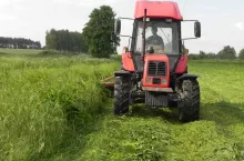 467818
