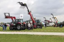 467506