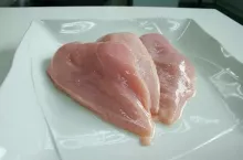 463907