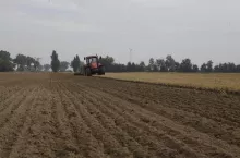 463163