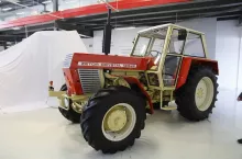 463118