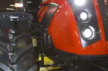 463057
