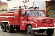 245879