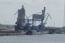 462791
