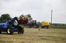 461830