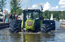 460765