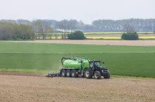 460078