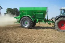 481698