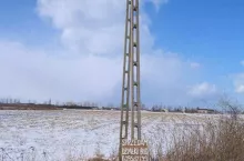 928996