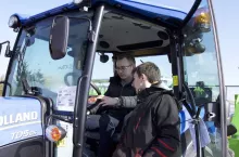 476446