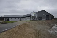 476144