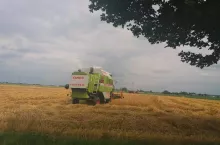475609