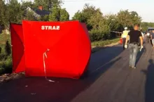474885