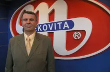 927258