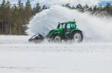 915920