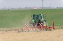 472205