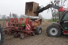 500551