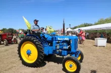 500435