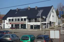 925726