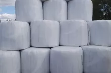 453940