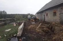 453630