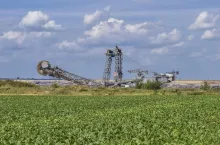 235980