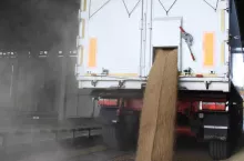 235676