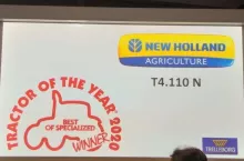 915981