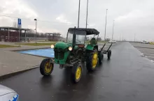 452120