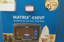 894747