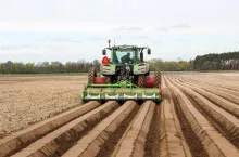 716966