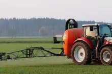450249
