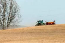 450108